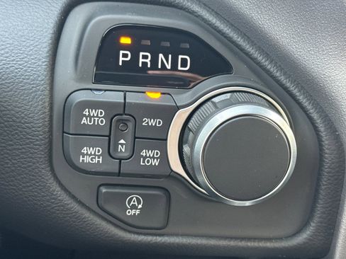 New 2026 RAM 1500 4x4 Crew Cab image 20