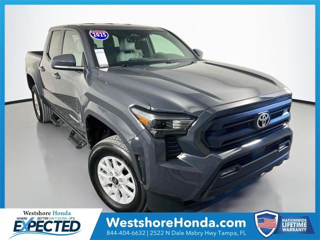 Used 2025 Toyota Tacoma SR5 AWD/4WD image 1