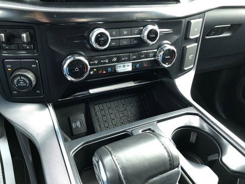 Used 2024 Ford F150 Platinum w/ FX4 Off-Road Package image 30