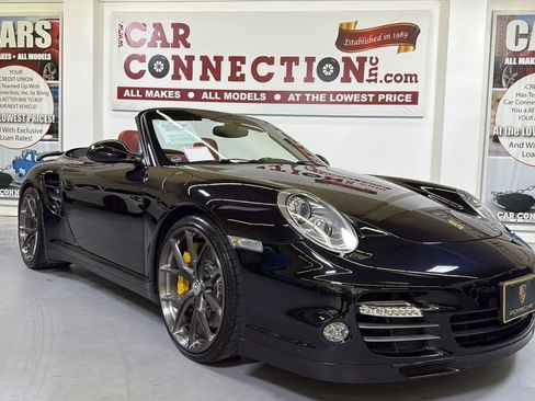 Used 2011 Porsche 911 Turbo S AWD/4WD image 2