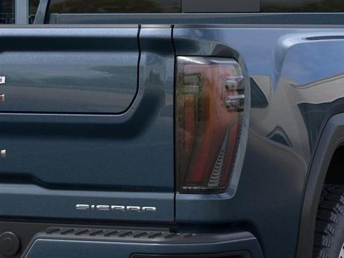 New 2026 GMC Sierra 2500 Denali w/ Denali Reserve Package image 11
