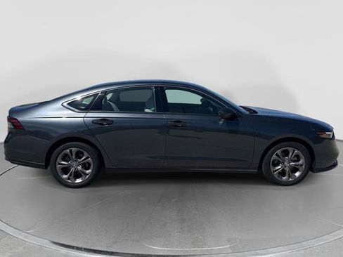 Used 2024 Honda Accord EX image 2