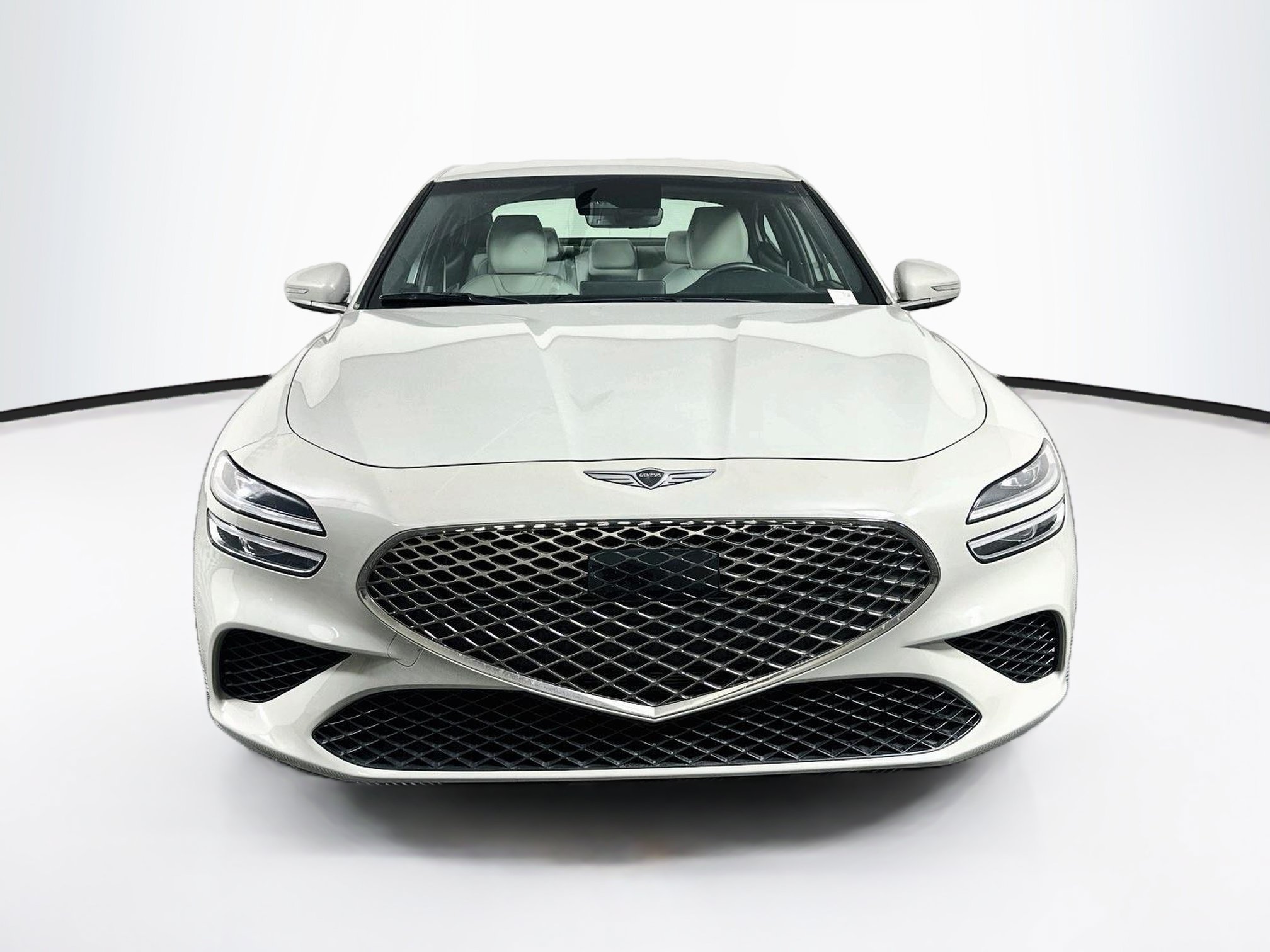 Used 2025 Genesis G70 2.5T RWD image 2