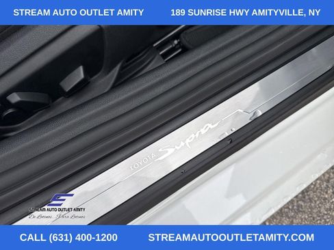 Used 2025 Toyota Supra Premium w/ Driver Assist Package image 13