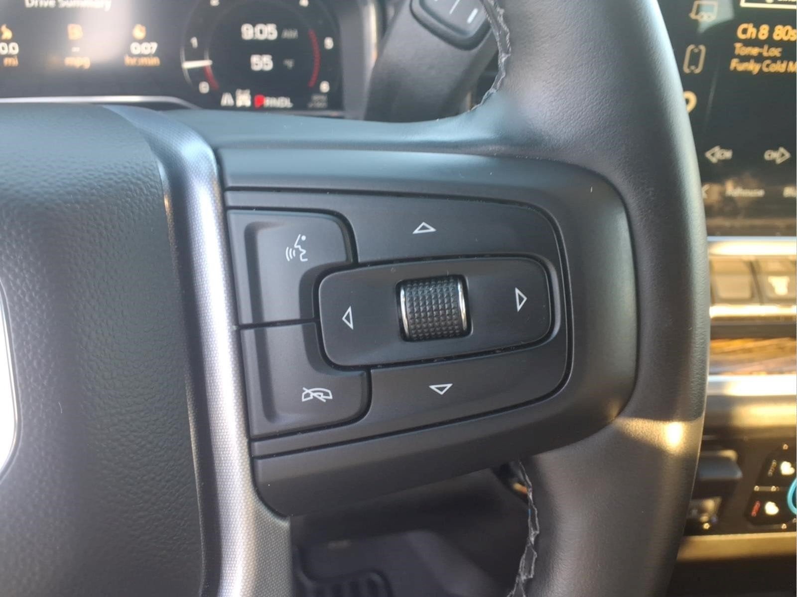 Used 2025 GMC Sierra 2500 SLE w/ SLE Value Package; AWD/4WD image 16