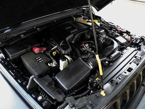 Used 2021 Jeep Wrangler Unlimited Sport image 61