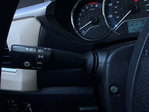 Used 2014 Toyota Corolla LE w/ Body Protection Package image 28