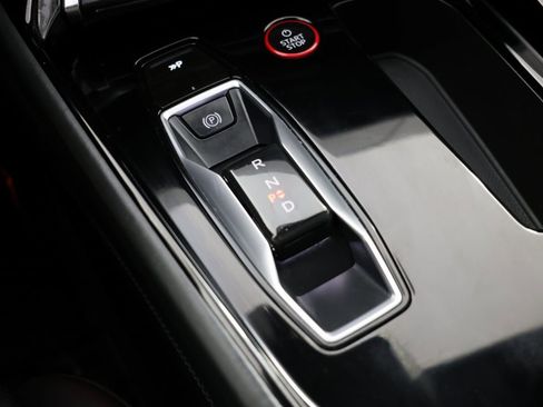 Used 2022 Audi e-tron GT Prestige image 6