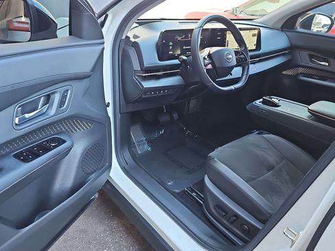 Used 2023 Nissan Ariya FWD image 10