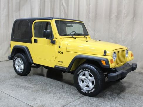 Used 2004 Jeep Wrangler X w/ Wheel Plus Group image 2