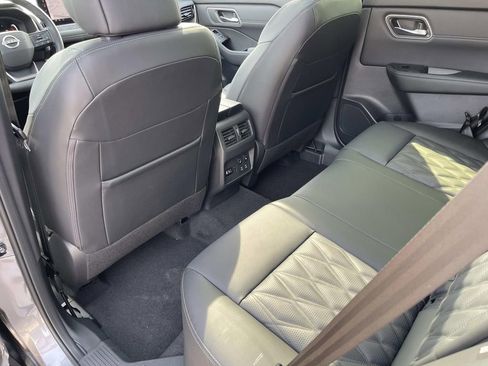 New 2026 Nissan Rogue Platinum AWD/4WD image 19