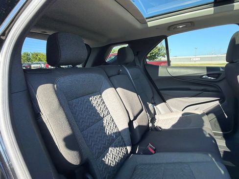 Used 2022 Chevrolet Equinox LT FWD image 35