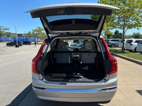Used 2025 Volvo XC90 B6 Plus w/ Protection Package Premier AWD/4WD image 12
