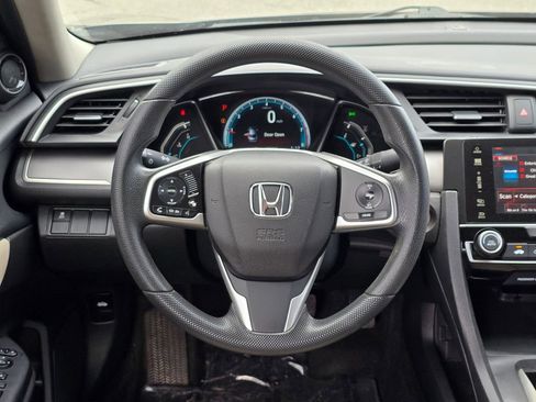 Used 2018 Honda Civic EX image 6
