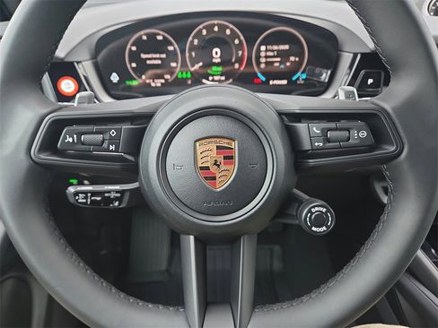 New 2026 Porsche Cayenne E-Hybrid image 9