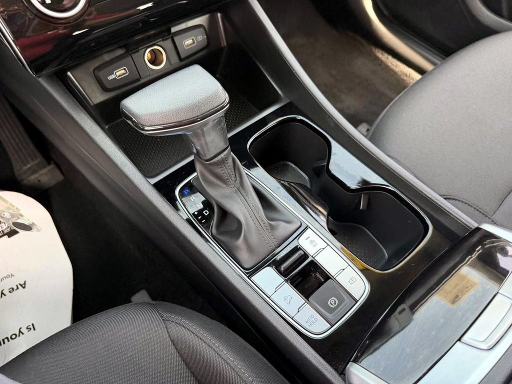 Certified 2024 Hyundai Tucson SE FWD image 20