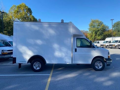 New 2025 Chevrolet Express 3500 w/ Power Convenience Package image 10