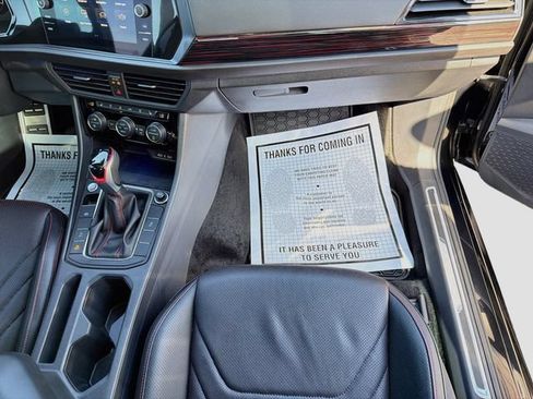 Used 2023 Volkswagen Jetta GLI Autobahn FWD image 16