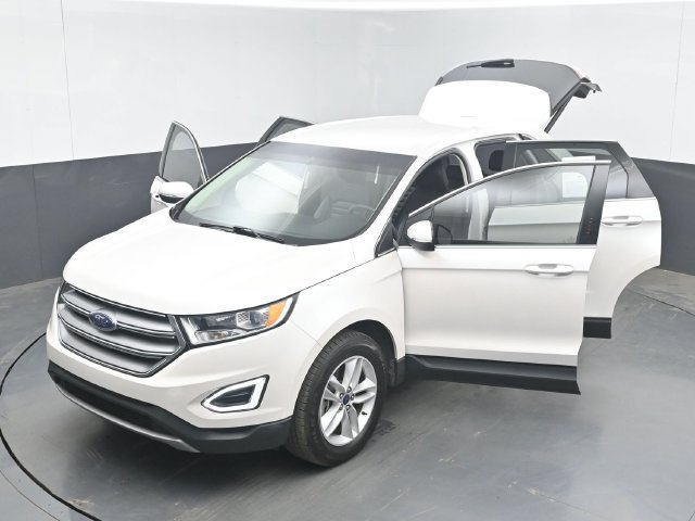 Used 2017 Ford Edge SEL w/ Equipment Group 201A AWD/4WD image 49