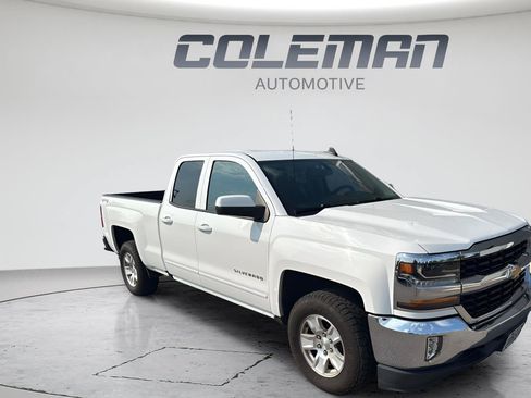 Used 2017 Chevrolet Silverado 1500 LT w/ All Star Edition AWD/4WD image 17