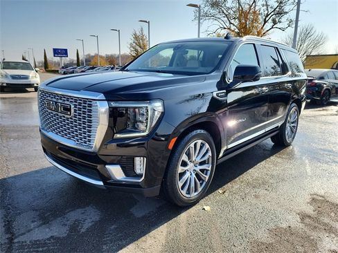 Used 2022 GMC Yukon Denali w/ Denali Ultimate Package image 9