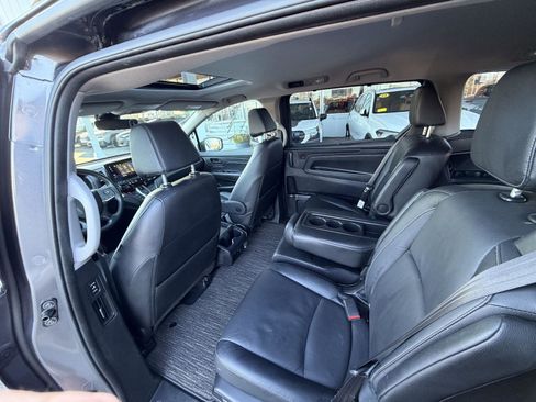 Used 2024 Honda Odyssey EX-L image 32