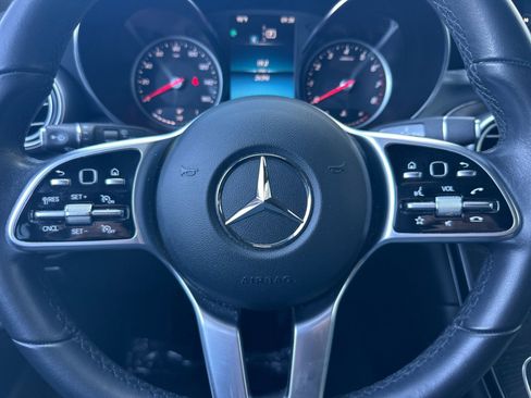 Used 2022 Mercedes-Benz GLC 300 4MATIC image 23