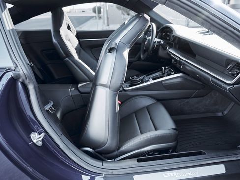 Used 2024 Porsche 911 Turbo image 40