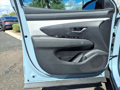 Certified 2025 Hyundai Santa Cruz SEL image 18