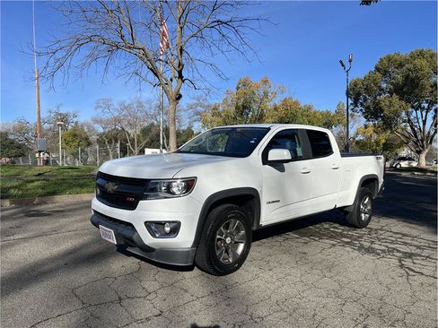 Used 2017 Chevrolet Colorado Z71 image 1