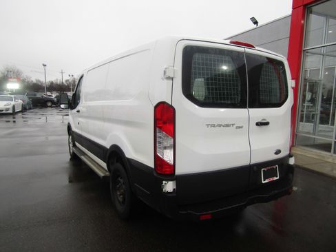 Used 2019 Ford Transit 250 130 Low Roof w/ Exterior Upgrade Package image 8