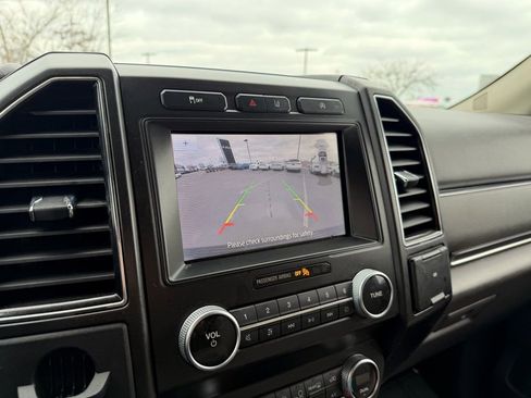 Used 2021 Ford Expedition Limited image 17