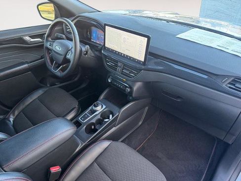 Certified 2023 Ford Escape ST-Line w/ Tech Pack #1 image 15