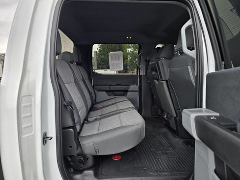 Used 2023 Ford F250 XL image 9