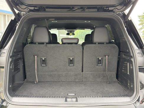 Used 2024 Chevrolet Traverse Z71 w/ LPO, Floor Liner Package AWD/4WD image 30
