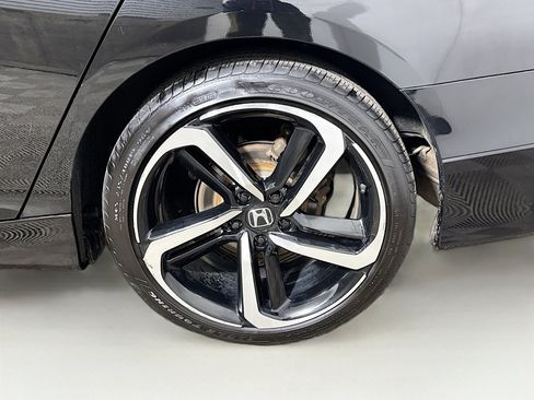 Used 2020 Honda Accord Sport image 28