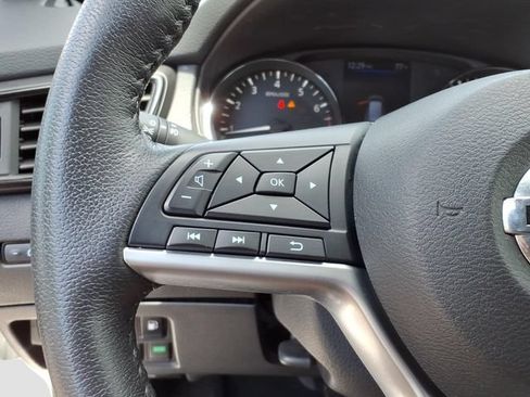 Used 2020 Nissan Rogue SL AWD/4WD image 19