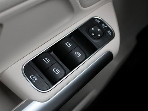 New 2025 Mercedes-Benz GLA 250 4MATIC image 27