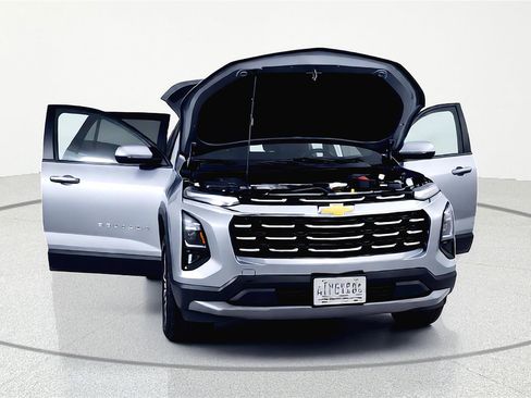Used 2025 Chevrolet Equinox LT image 5