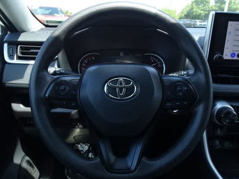 Used 2025 Toyota RAV4 XLE w/ Convenience Package FWD image 24