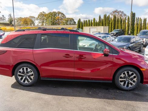 New 2026 Honda Odyssey EX-L image 5