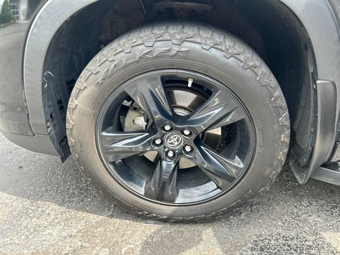 Used 2018 Toyota Highlander Limited Platinum w/ Protection Package #3 AWD/4WD image 28