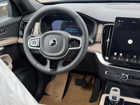 New 2026 Volvo XC90 B5 Core AWD/4WD image 7