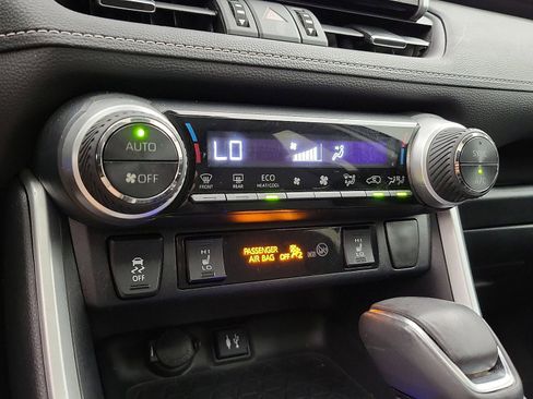 Certified 2019 Toyota RAV4 XLE Premium w/ Cold Weather Package image 18