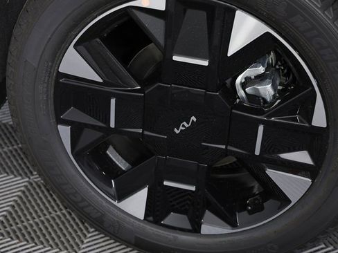 Certified 2026 Kia Sportage SX image 8