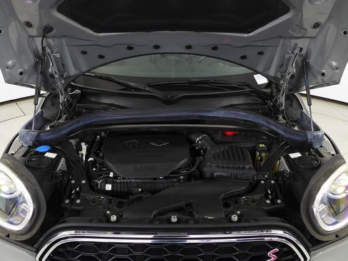 Used 2019 MINI Cooper Countryman S w/ Premium Package image 6