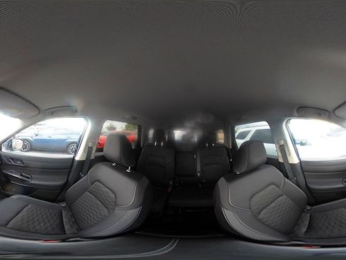 Used 2025 Nissan Pathfinder SV image 45