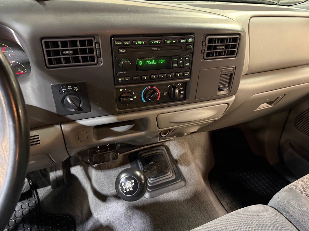 Used 2003 Ford F350 XLT AWD/4WD image 41