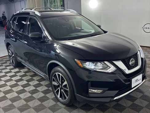 Used 2018 Nissan Rogue SL w/ Premium Package AWD/4WD image 10