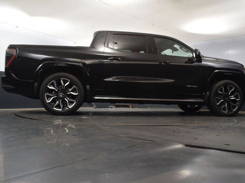 New 2025 GMC Sierra EV Denali image 48